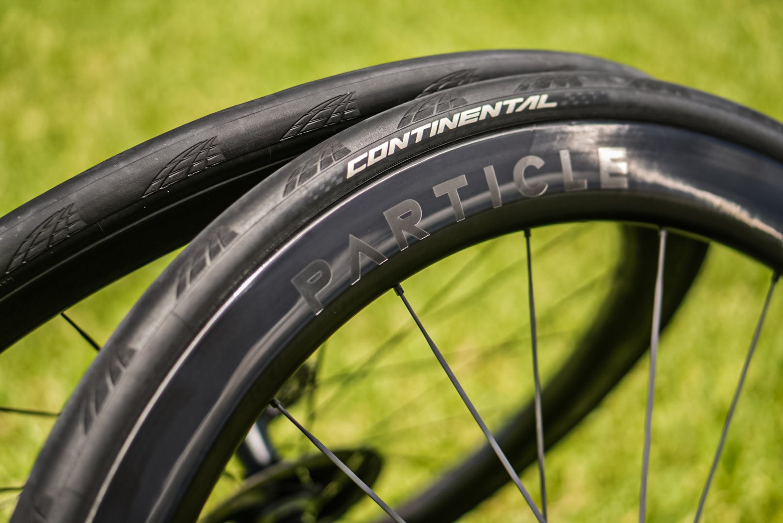 驚異的な50mmハイト1100gハイスペックなPARTICLEカーボンディスク