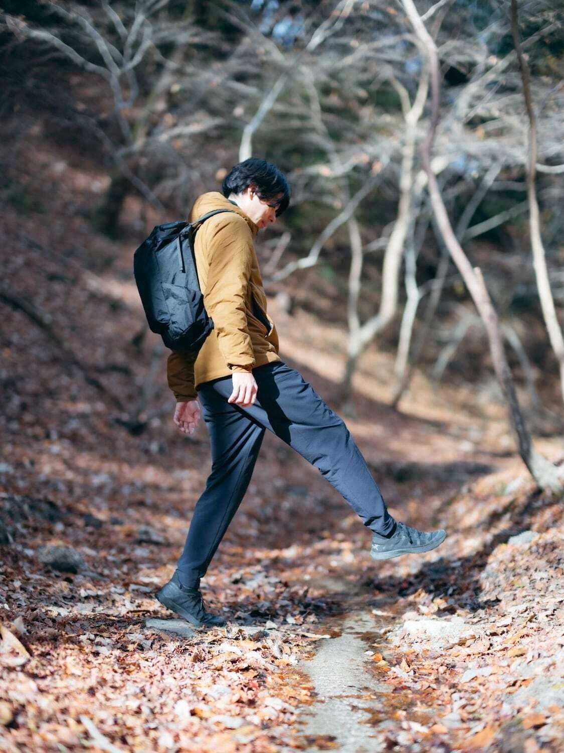 登山の服って野暮ったい？〉あなたの理想が見つかるパンツ特集｜BLACK