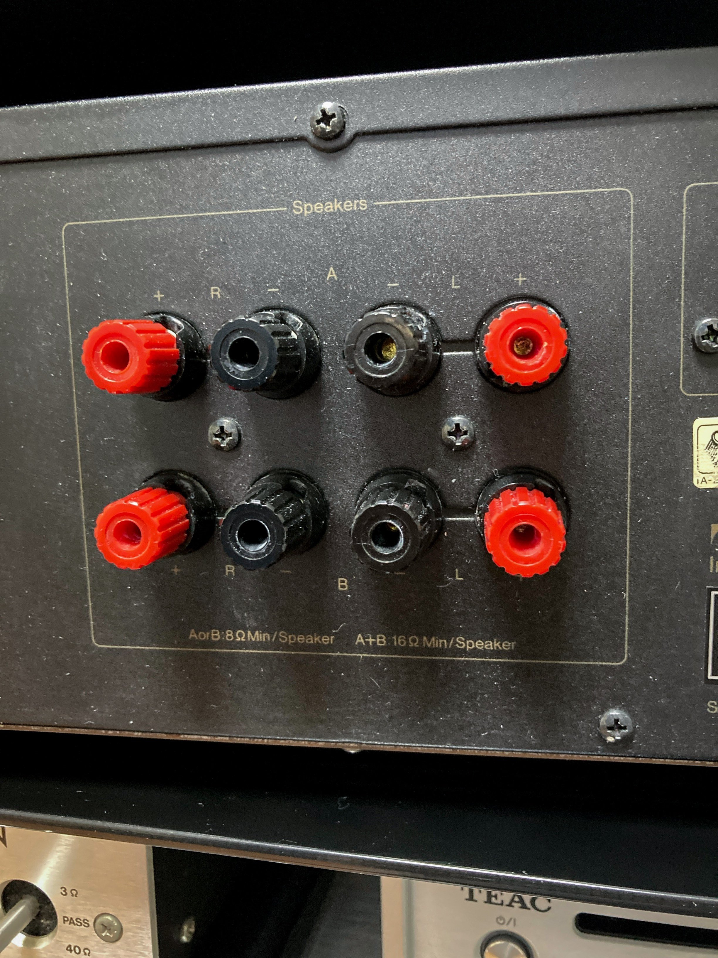 新たに入手した古いアンプとスピーカー。（オーディオのお話