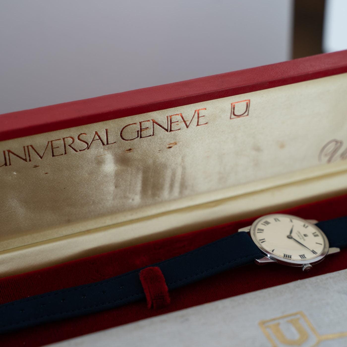 ユニバーサル・ジュネーブ 手巻き 1970年代 / UNIVERSAL GENEVE Round