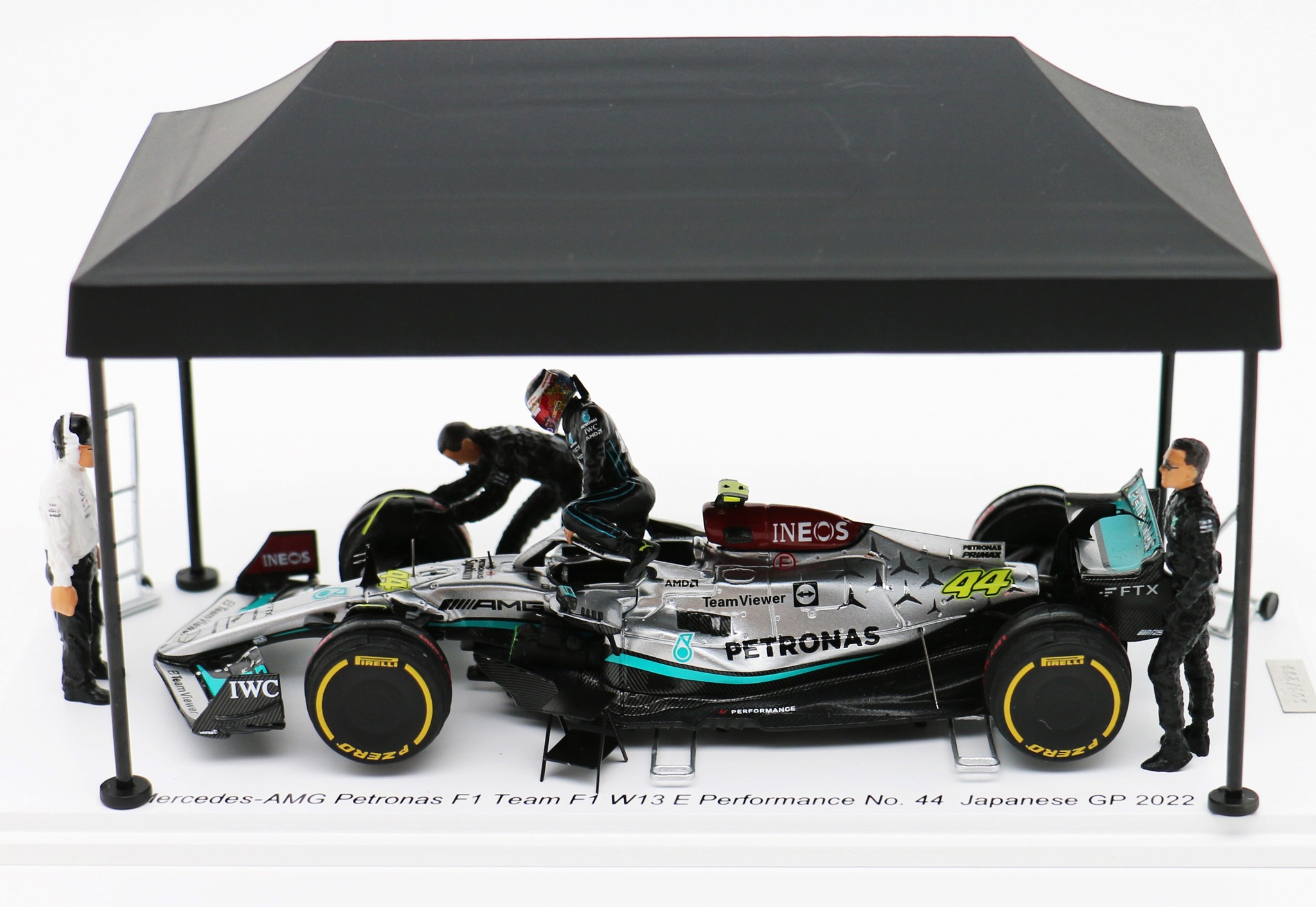SPARK 1:43 Mercedes-AMG Petronas Formula One Team W13 E