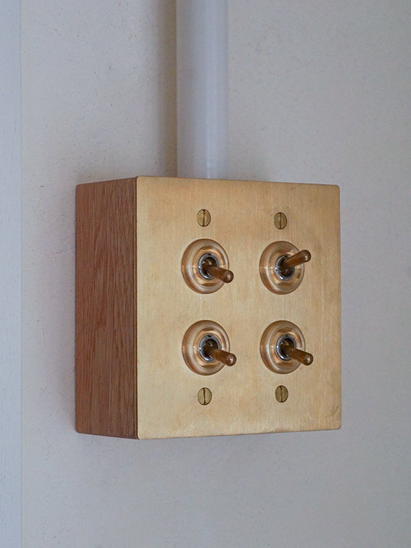 真鍮プレート4スイッチ | AXCIS ONLINE