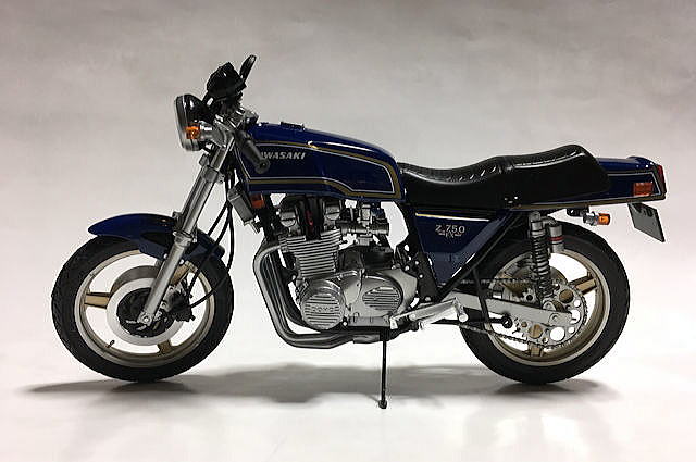 アオシマ 1／12 カワサキ Z750FX