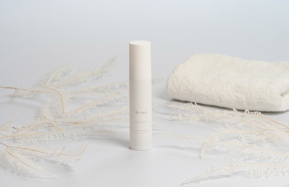 Bi-face化粧品はたったの3つのスキンケア｜ビフェイス株式会社