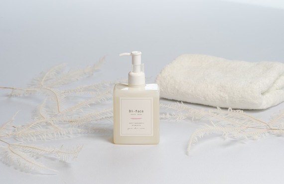 Bi-face化粧品はたったの3つのスキンケア｜ビフェイス株式会社