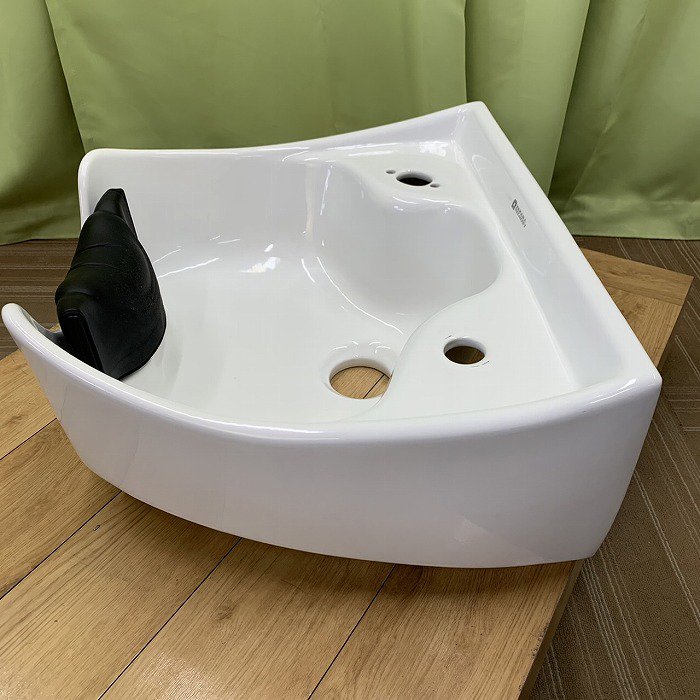 タカラベルモント シャンプーボール マジョリカポルトを入荷しました