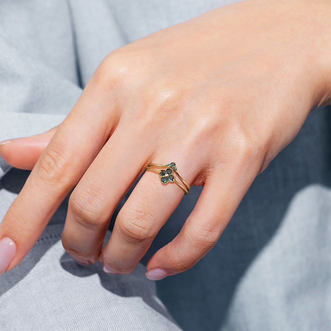 ビズー公式】アレキサンドライト (ブラジル産) K18(18金) PTリング