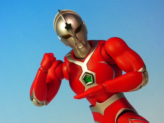 プレミアムバンダイ限定「ULTRA-ACT ウルトラマンジョーニアス（通常