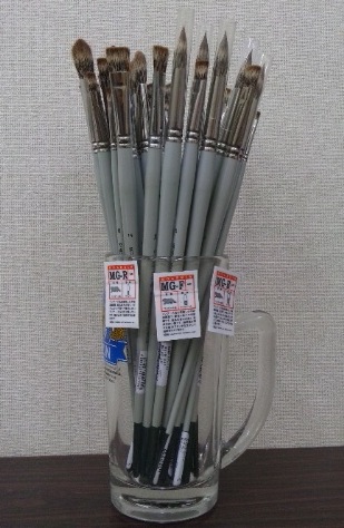新品 ホルベイン マングース MG-F24 ホルベイン マングース 油彩筆（廃