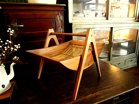 オールドマルニのミッドセンチュリーなマガジンラック - [Sold Out