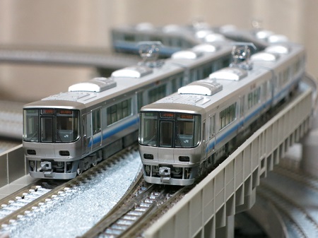 JR西日本 223系2500番台 関空・紀州路快速 - Neko Transport Museum