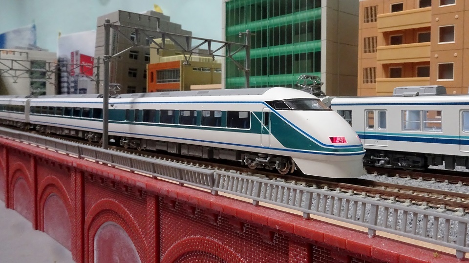 新車入線】東武100系スペーシア（粋カラー） - ビスタ模型鉄道