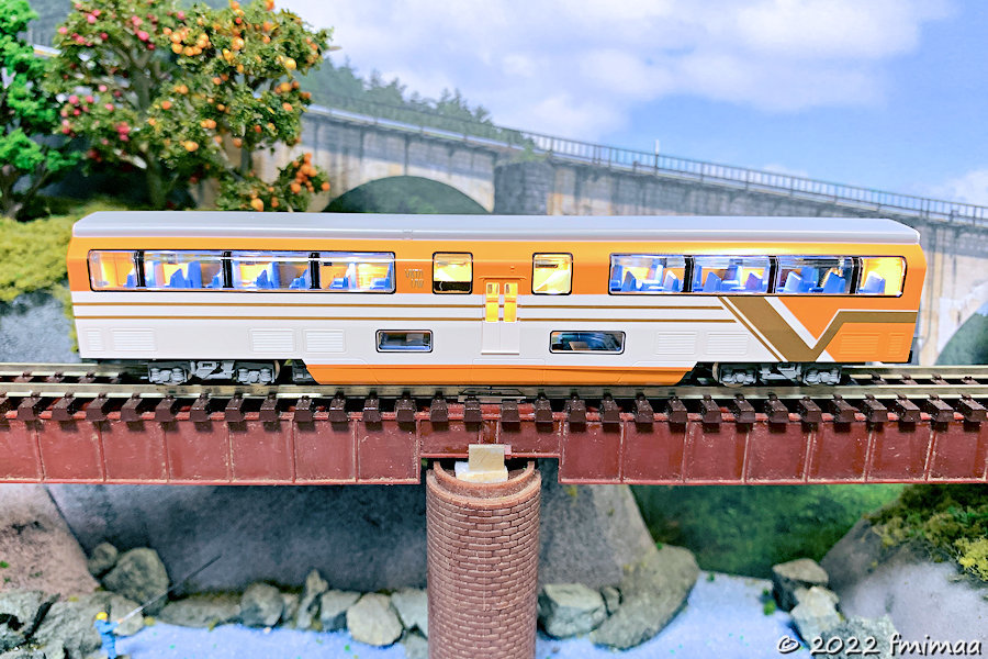 近鉄30000系ビスタEX（新塗装・喫煙室付） 入線整備 その1