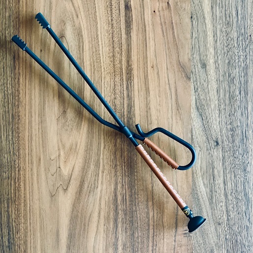 火バサミ？火吹き棒？火かき棒？いや、全部です。：キャンプオン