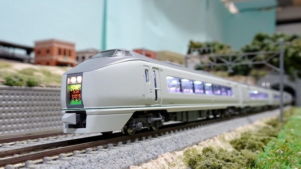 651系 特急「スーパーひたち」に室内灯 - ビスタ模型鉄道（エヌゲージ