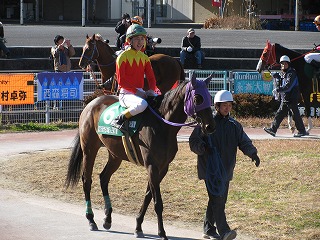 第25回全日本新人王争覇戦競走②｜地方競馬元ジョッキー 赤見千尋の