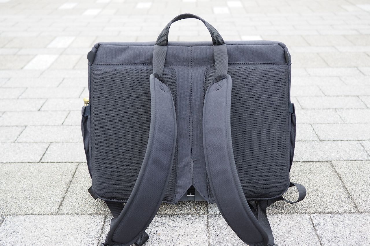 BROMPTON初のバックパック Metro Backpack 14Lを試す 圧倒的な使いやす