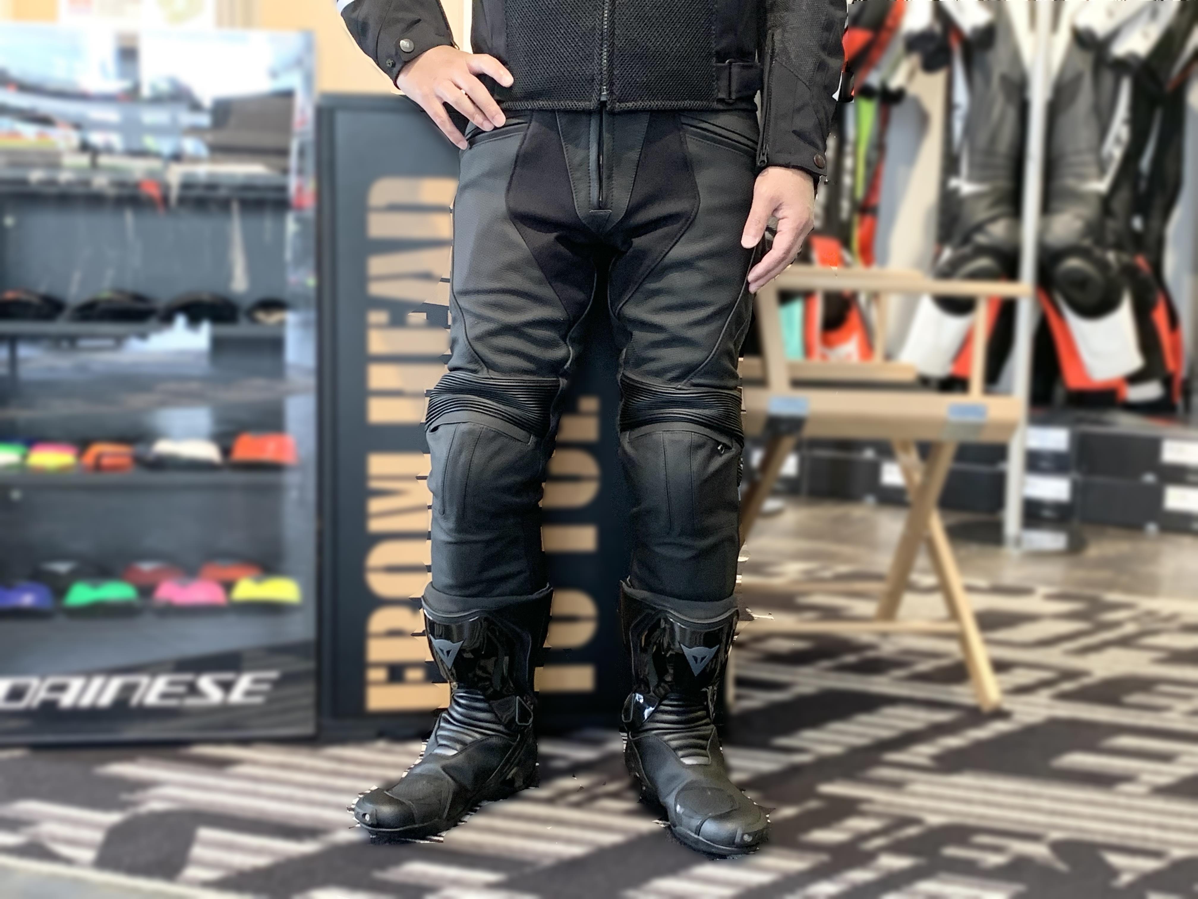 DAINESE リフレクター付き黒パンツ DELTA 4 - MEN'S MOTORCYCLE