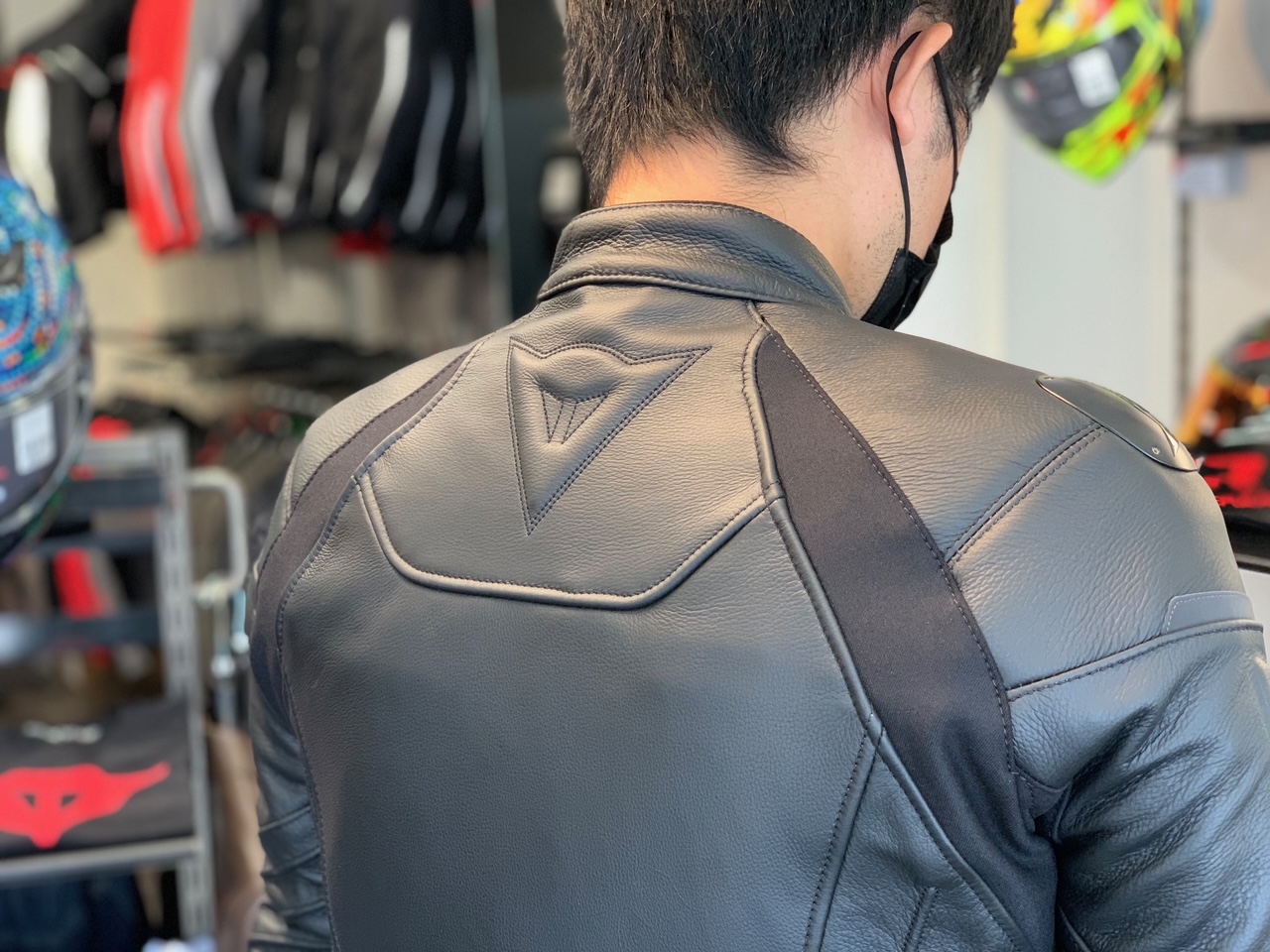 これからのシーズンにおすすめのインナー付きジャケット