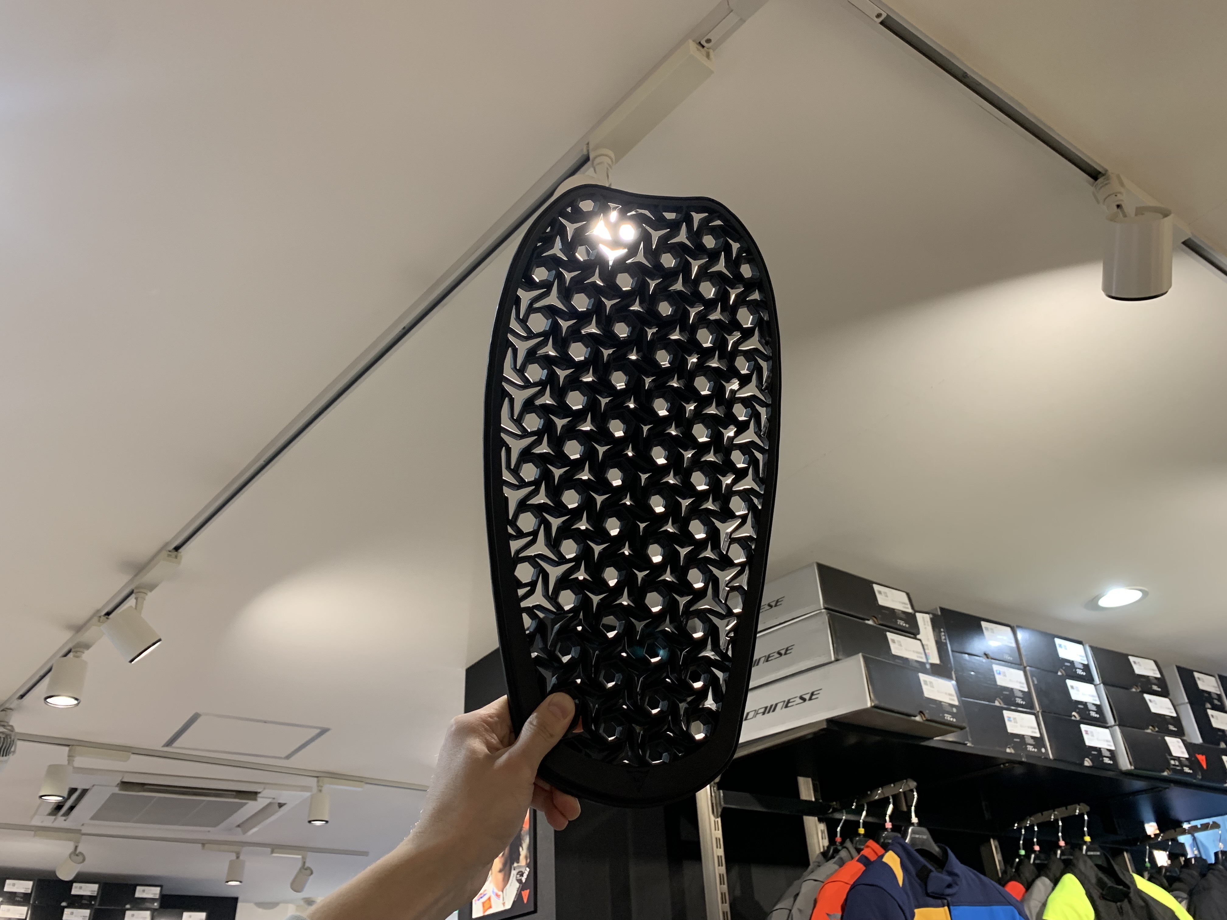 2022年NEWモデル グローブ＆プロテクター入荷しました！