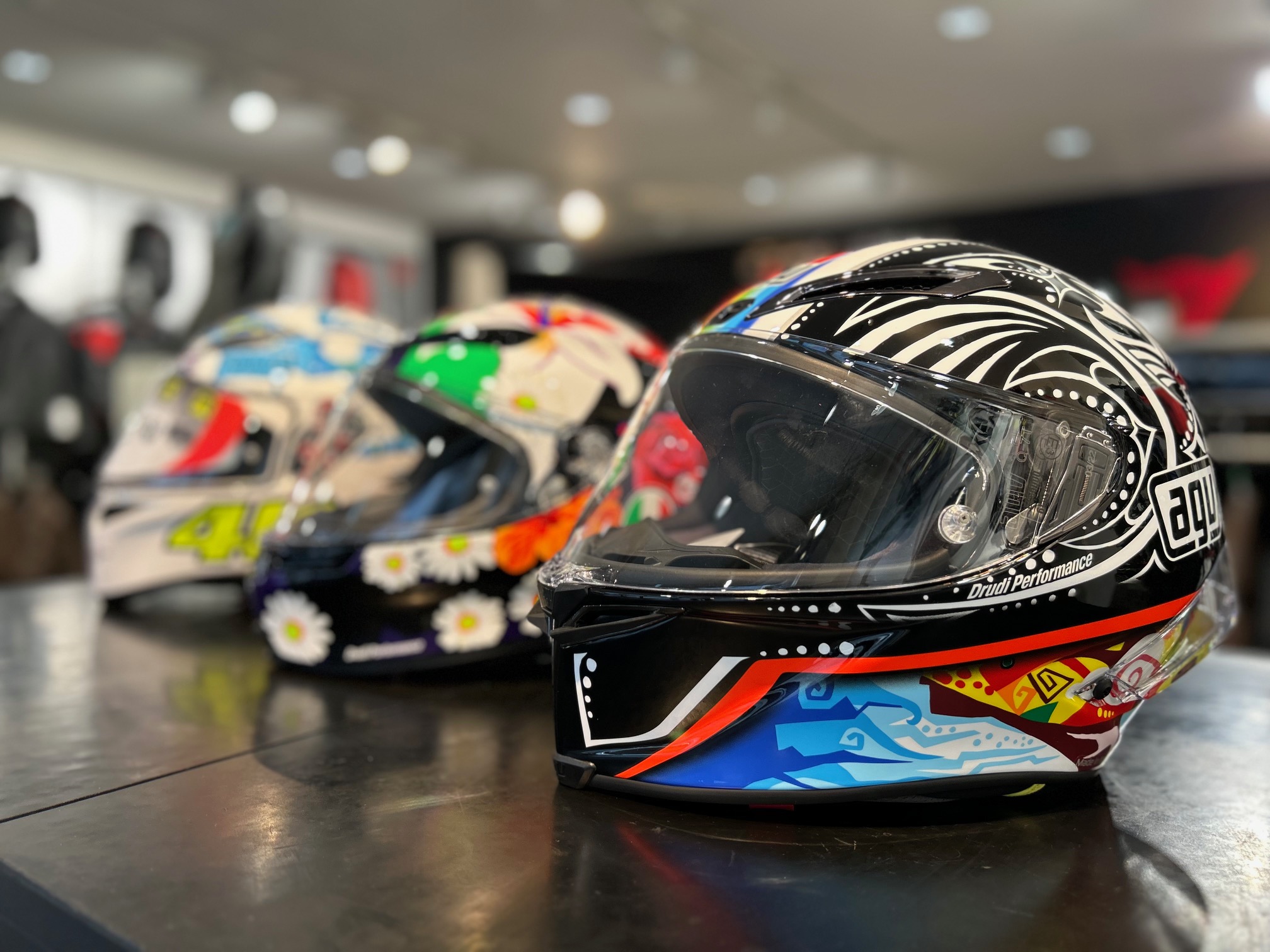 代表的なAGVのフルフェイスモデルのご紹介