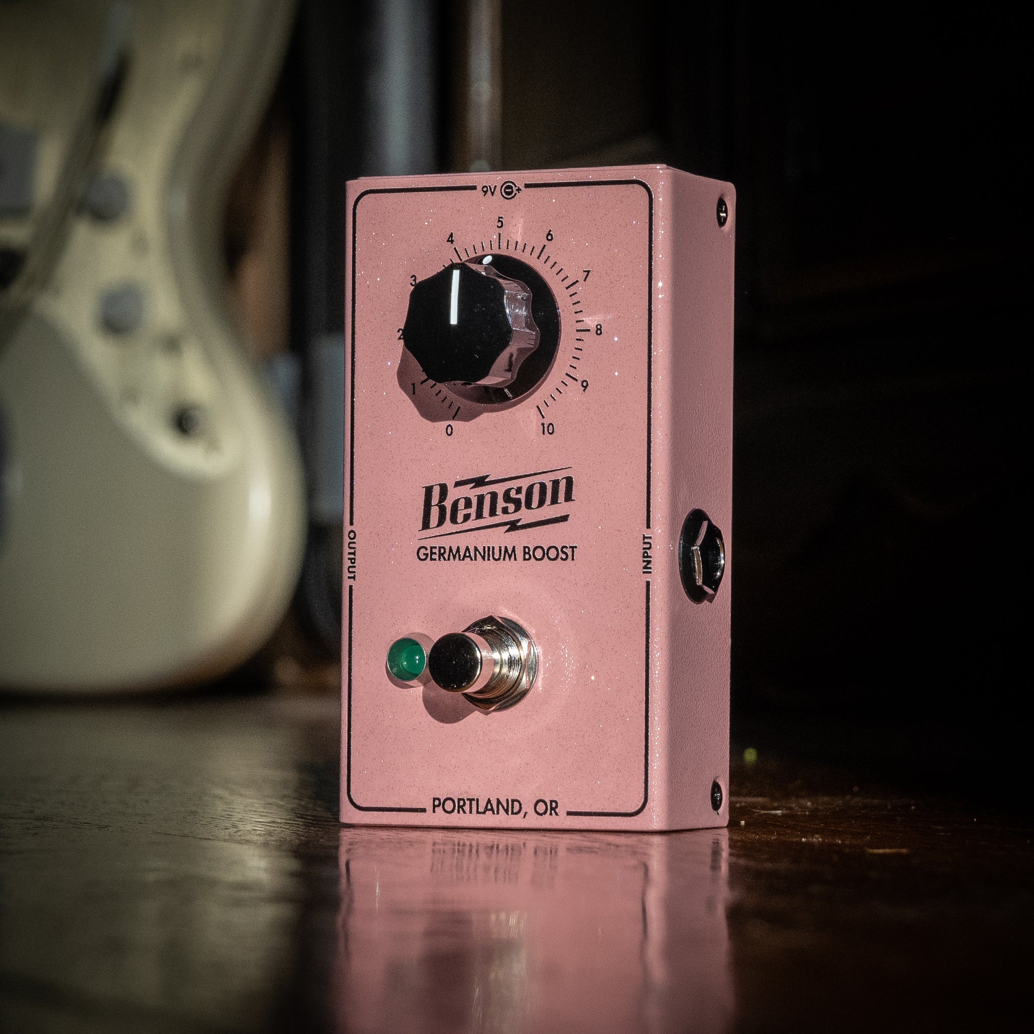 Benson Germanium Boost Pink Sparkle – Black Bobbin