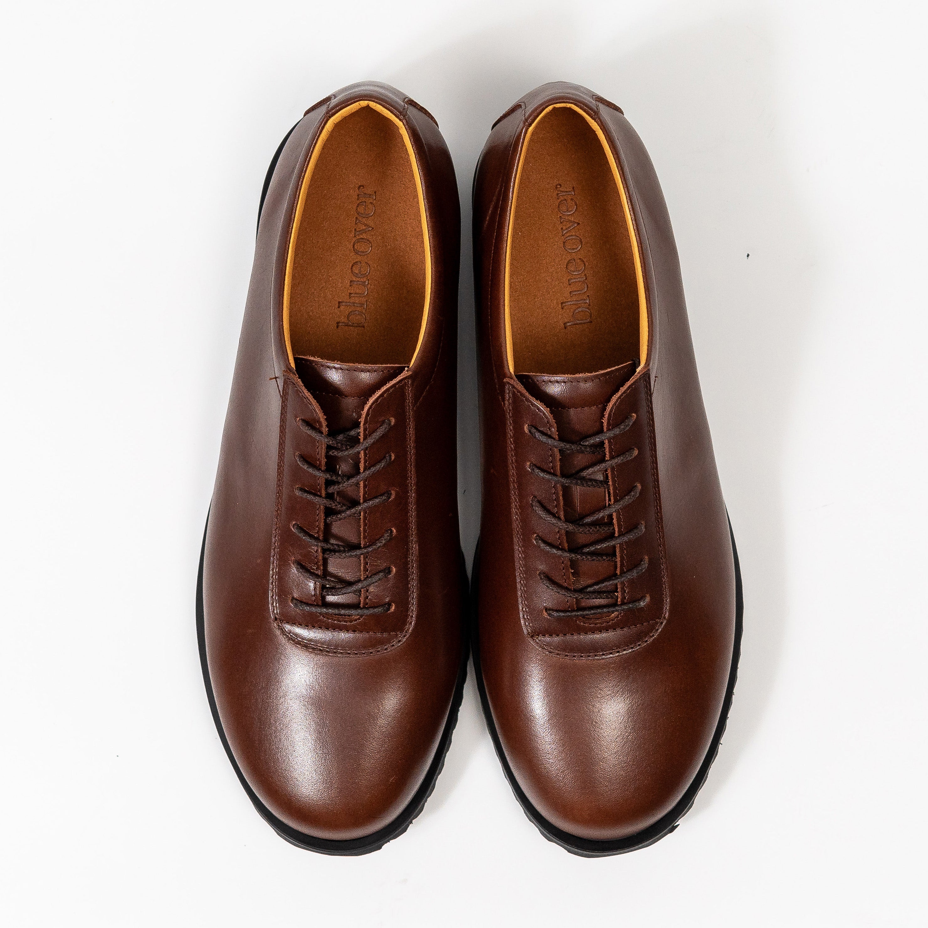 マルコ-ブラウン-幅広で歩きやすい防水ビジネススニーカー-blueover