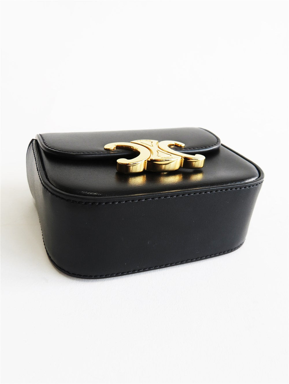 トリオンフ ミニ クロード