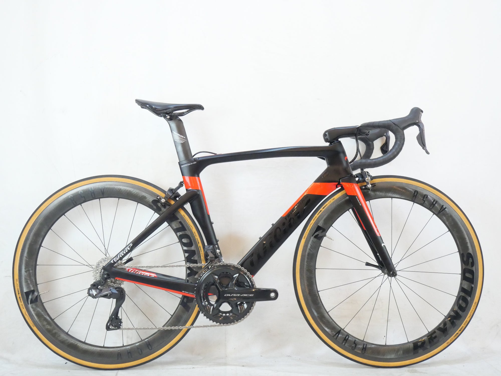 WILIER 「ウィリエール」 CENTO1 AIR 2021年モデル ロードバイク