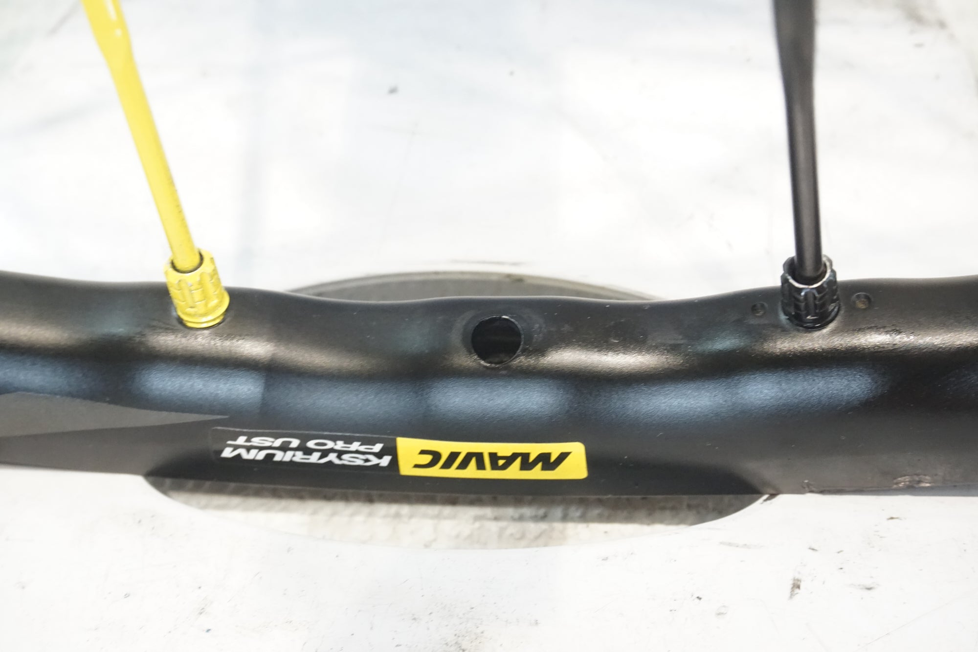 MAVIC 「マビック」 KSYRIUM PRO UST DISC シマノ11速 ホイールセット