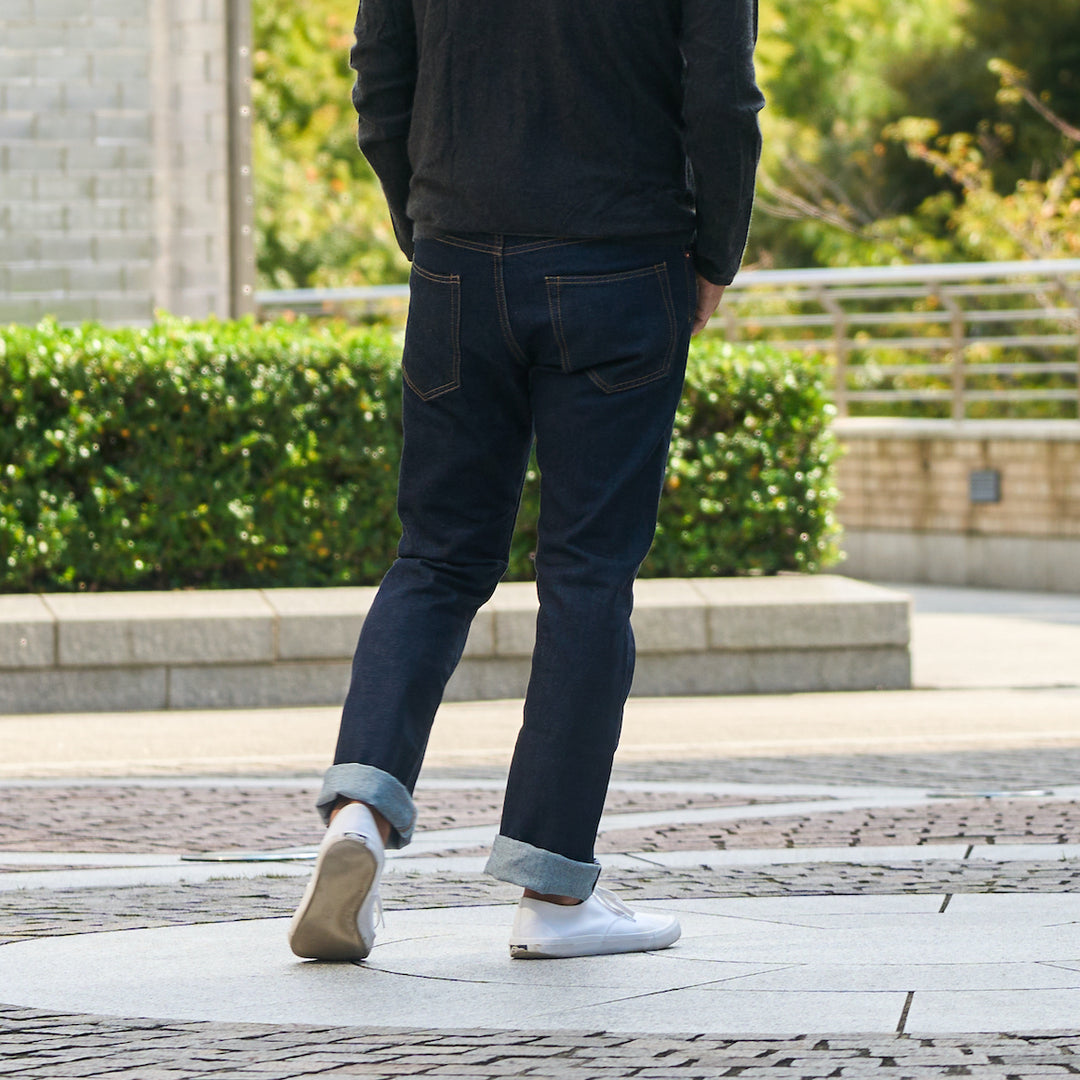 F.F.G デニムパンツ ラグジュアリーブランドも頼る。福山で一貫生産