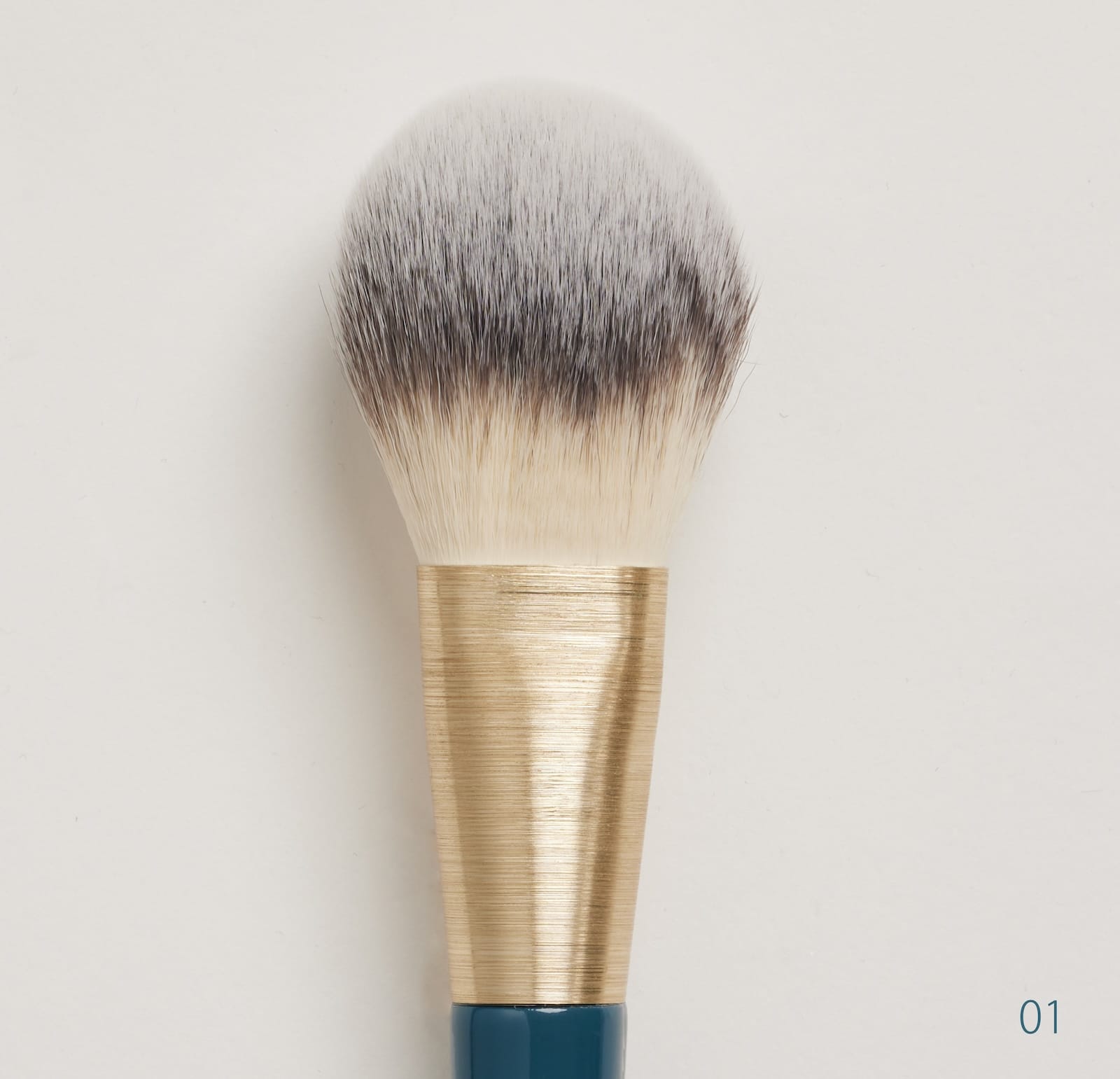 AMBITION MAKE UP BRUSH – BYTF