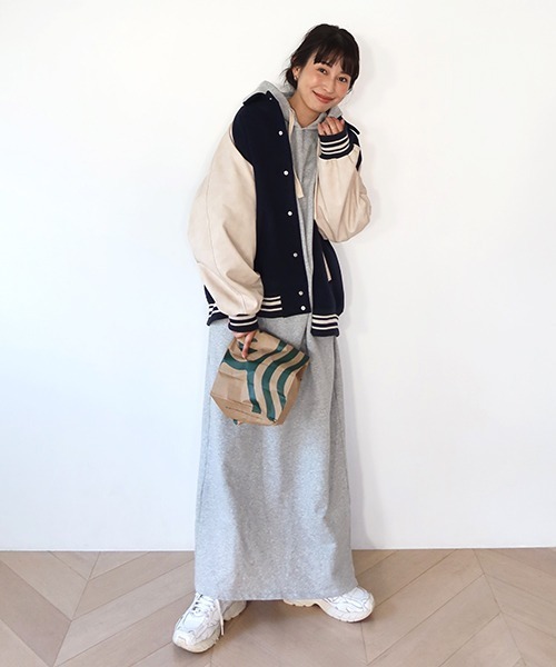 CREDONA（クレドナ）の「スタンダードルーズスタジャン（ブルゾン