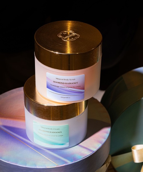 ミネラルボディクリーム ダイヤモンドラディアンス(限定)250g（ボディ
