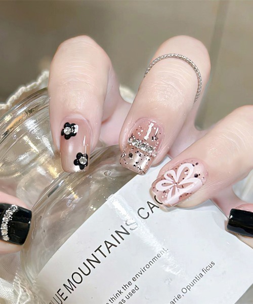 セール】簡単にネイルチップ ハンドネイルチップ ちゅるんネイル風