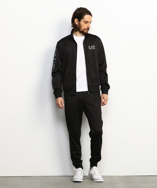 EMPORIO ARMANI EA7（エンポリオアルマーニイーエーセブン）の