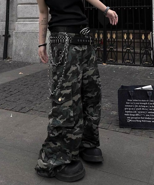 セール】A'GEM/9 × .kom『NOVESSEL/ノベセル』迷彩カーゴパンツ