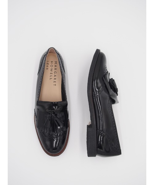 タッセルモチーフフリンジフラットシューズ（ローファー）｜MARGARET