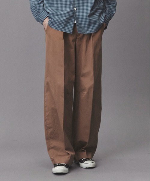 PUBLIC TOKYO（パブリックトウキョウ）の「PUBLIC CHINOS バレルレッグ