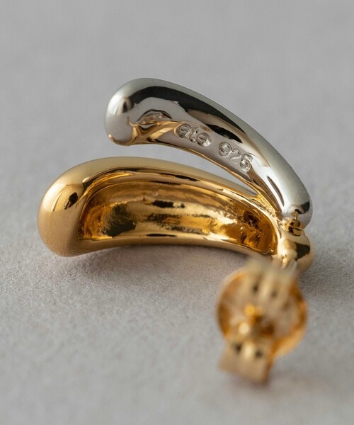 バイカラー ダブルライン ピアス（ピアス（両耳用））｜ete（エテ）の