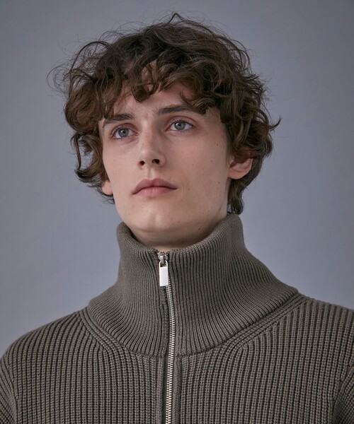 PUBLIC TOKYO（パブリックトウキョウ）の「クラウドウールドライバーズ