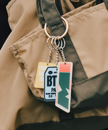Deuxieme Classe（ドゥーズィエムクラス）の「BTN Keychain（キー