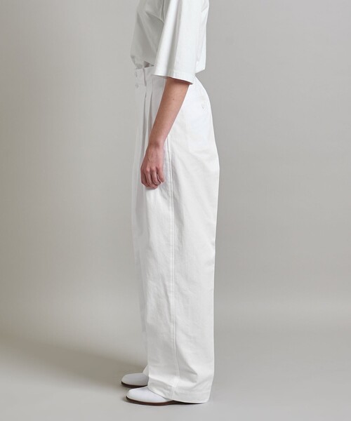 LOEFF（ロエフ）の「＜LOEFF＞ コットンツイル 2タックパンツ②