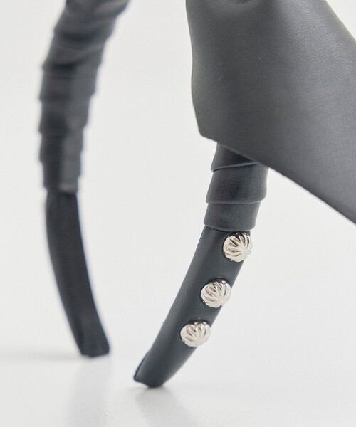 TOGA（トーガ）の「【TOGA TOO/トーガトゥ】Leather wrapped headband