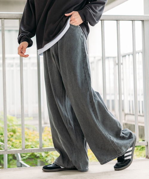 セール】限定展開 ワイドフレアシルエット デニムパンツ（デニムパンツ