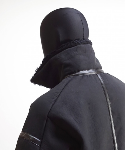 NEONSIGN（ネオンサイン）の「NEON SIGN B-6（ムートンコート）」 - WEAR