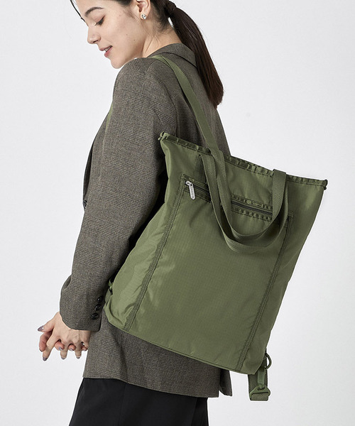 LeSportsac（レスポートサック）の「EVERYDAY TH BACKPACK オリーブ
