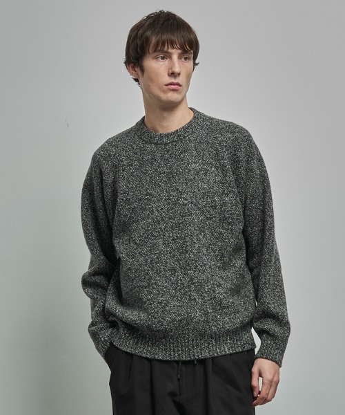 ATON】LAMBS WOOL CREWNECK SWEATER／軽くて毎日着られる定番ニット