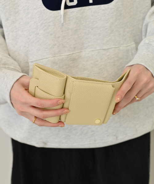 tov（トーヴ）の「tov/トーヴ SLOBE別注 ミニウォレット（財布）」 - WEAR
