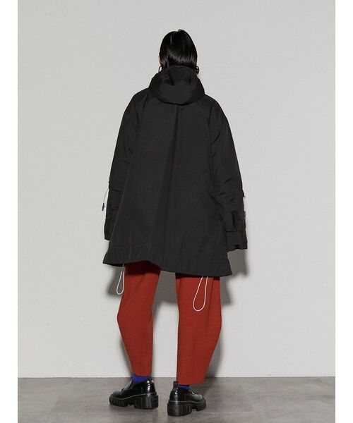 UN3D.（アンスリード）の「テントミドルマウンテンコート（その他
